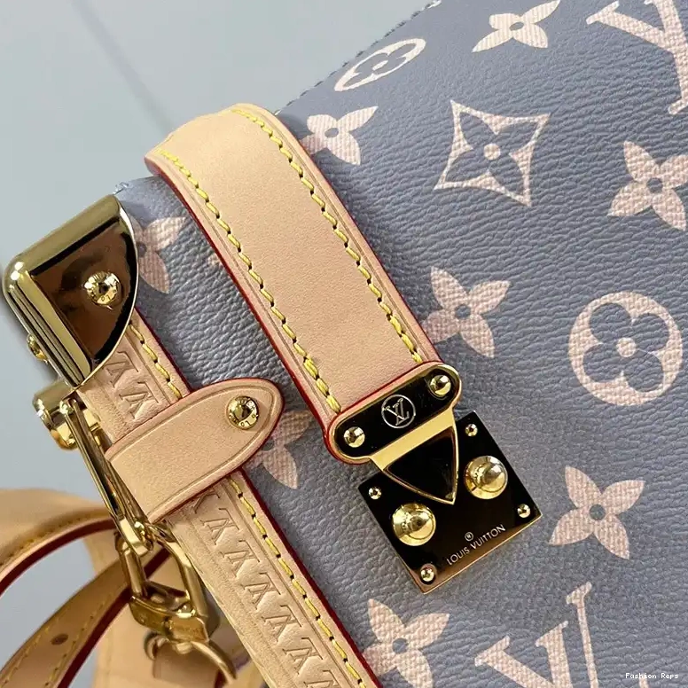 Fashion Reps Bags LV 2408YA0142 0610